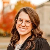 Joanna Dixon's Instagram, Twitter & Facebook