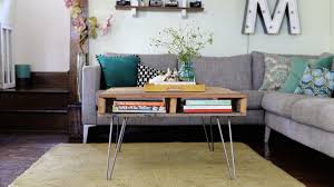 Quand j'étais étudiante, le studio dans lequel j'habitais manquait cruellement de place. 10 Diy A Realiser Avec Des Pieds En Epingles Shake My Blog