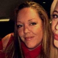 Amanda Mcnish's Instagram, Twitter & Facebook