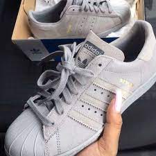 Adidas schuhe in riesiger auswahl, wie ultra boost, kanadia, zx flux, superstar u.v.m! Wie Heissen Die Adidas Supercolor Schuhe Superstar