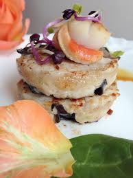 Noix De Saint Jacques Sur Son Steak De Poulet Exotique Food Breakfast Pancakes