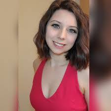 Autumn Burt's Instagram, Twitter & Facebook