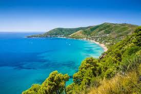Cilento och vallo di diano nationalpark med paestum & velia, roscigno samt certosa di padula · costiera amalfitana · neapels historiska centrum · fornminnena pompeji, herculaneum & torre annunziata · slottet i caserta, vanvitelliakvedukten & san leucio Anreise Ins Cilento Mit Auto Mietwagen Bus Oder Zug