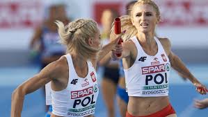 Znajdują się tutaj płotki treningowe, bloki startowe, wyposażenie do rzutu oszczepem, młotem, dyskiem, poprzeczki do skoku wzwyż. Lekkoatletyka Druzynowe Mistrzostwa Europy Na Stadionie Slaskim Przeniesione Z 19 20 Czerwca Na 29 30 Maja Sport Tvp Pl