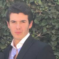 500+ perfiles de «Erwin»