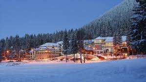 Sarbatoriti romaneste, fiti mandri ca sunteti romani. Minivacanta 1 Decembrie 2021 Poiana Brasov Romania