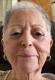 Hello my name is Nicole I'm 37 I live in the USA state of Florida. I'm  happily married with four kids. I'm looking to find a friend to talk with I  will