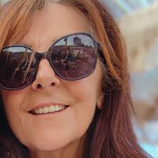 🛍 La Printanière s'est installée aujourd'hui à Fréjus-Plage. ☀️ Sous un  temps ensoleillé, plus de 500 commerçants sont présents pour vous faire  découvrir une large sélection de produits variés et originaux. 👣