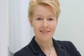 Franziska giffey ist seit 2018 familienministerin. Mit Sozialarbeitern Gegen Mobbing Giffey Schickt Respekt Coaches An Schulen News4teachers