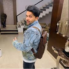 Ohio Kya Pose Hai Gururandhawa Directorgifty Djshadowdubai Bollyboomindia Djblack0ut Ohio Kya Pose Hai Gururandhawa Director Guru Pics Love Guru Guru