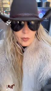 @PepitaCorona's video Tweet