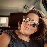 Kari Messina's Instagram, Twitter & Facebook