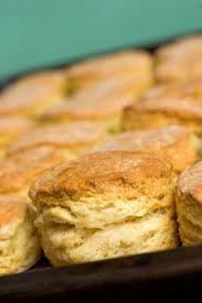 Sharing the top pioneer woman recipes with you. Pioneer Woman Buttermilk Biscuits So Easy And So Good Buttermilk Biscuits Biscuits Pioneer Woman Ree Drummond Recipes
