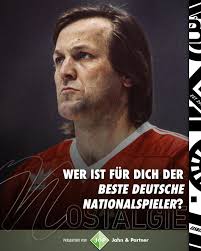 Wer ist der größte deutsche Eishockey-Spieler aller Zeiten? 🔥🇩🇪 👉🏻  präsentiert von @jahn_und_partner Ihr seid gefragt! 🏒💬 War es Legende  Erich Kühnhackl? Oder doch Moritz Müller, unser Silbermedaillen-Kapitän?  Vielleicht Udo Kießling, der