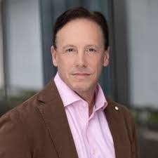 Aaron Melear's Instagram, Twitter & Facebook