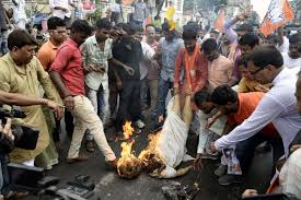 Violence in north 24 parganas, sec 144 imposed, internet shut. Mha Issues Advisory To West Bengal Government Over Continuing Violence