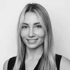 Abbey Warner's Instagram, Twitter & Facebook