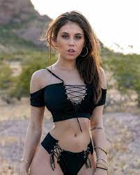 Violet Summers - Free nude pics, galleries & more at Babepedia