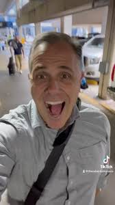 Influencing Fromt The Front in Buckhead is about ti start! #publicspeaking  #influence #storytelling ##presentationskills #communication  #publicspeakingcoach #leadershipcommunication