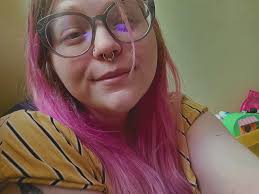 Ellie Ray Time !!! Excited to meet you ladies ❤️