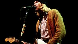 Kurt cobain, schiacciato dalla musica. Courtney Love Pays Tribute To Kurt Cobain On His 53rd Birthday X96