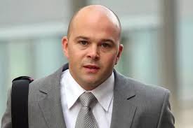 Dentist who pranced around surgery in leopard-print thong during fling with  teenage nurse asks to practice again