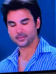 Rosalie finding out Bella is pregnant 💀