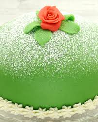 Prinzessinnentorte Von Evas Backparty Prinzessinnen Torte Prinzessinnentorte Backen