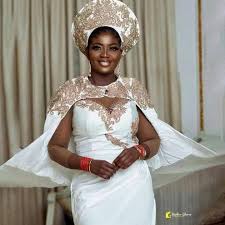 Meet Princess Ashley, The New Queen Taking Over From Queen Naomi At Ile Ife  Palace Princess Ashley Afolashade Adegoke is the new queen after Ooni  Adeyeye Ogunwusi's heart . Olori Ashley and