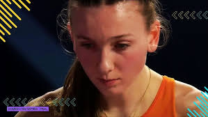 Wayne Van Niekerk Survives 400m Semis At Worlds