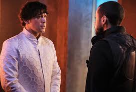 Les 100 (the 100 en v. The 100 C Est Termine La Fin Rend T Elle Justice A La Serie Gay And Geek