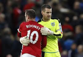 The move sees heaton, 35, return to the club he spent five years with at the beginning of his career. What The Signing Of Tom Heaton Means For De Gea And Henderson