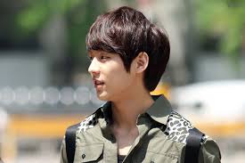 Find and save images from the minhyuk × btob collection by bloopee (hitlerun) on we heart it, your everyday app to get lost in what you love. Hq Fantaken 120506 Btob Minhyuk To Kbs 1 Vs 100 Btobtopia