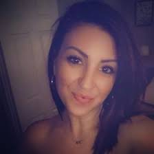 Larissa Love-Sousa (larissapins)