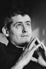 I occasionally dj in Palermo under the appellation of Mr Wrong (no  copyright infringement intended with respect to human, fictional or robotic  entities). I always bring some old classics.