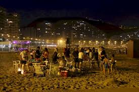 La lista de rituales asociados a la noche de san juan es tan larga como el día que le precede. Se Va A Celebrar La Noche De San Juan Este 2021