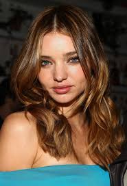 I've often fantasized about it but i haven't been able to do it because of the contracts that i've had, but now i just got clearance from all the clients that i work with, so i was like, let's just do it! and everyone's like, oh, we should do it. Miranda Kerr Hairstyles Styles Weekly