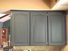 And choosing a paint color for kitchen cabinets is no different. Using Chalk Paint To Refinish Kitchen Cabinets Wilker Do S