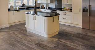 Natural Authentic 1 Strip Stonegate Oak Pergo Portfolio Laminate Flooring Laminate Flooring Colors Pergo Flooring House Flooring