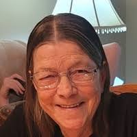 Joann Putnam's Instagram, Twitter & Facebook