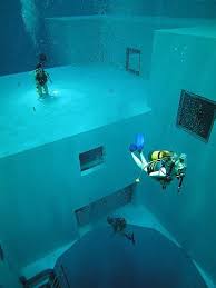Nemo 33 Scuba Diving Swimming Pool Bruxelles Belgium Belgium Travel Scuba Diving Diving