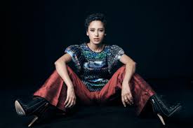 Andy allo is a singer and actress that can most recently be seen as 'nora', the female lead in amazon's upload alongside robbie amell created by greg daniels (the office), which premiered on may 1st, 2020. Andy Allo On Being A Protege To The Late Prince Starring In Pitch Perfect 3 Ayiba Magazine
