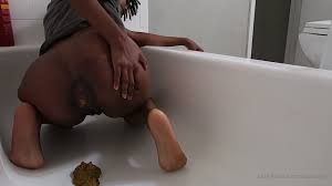 Goddess Tub Poop 05 - ThisVid.com