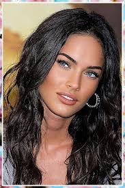 9 Winter Makeup Tips For Mesmerizing Blue Eyes: Enhance Your Look!