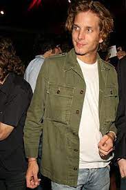 La sposa nei giorni precedenti aveva dato l'addio al nubilato con le amiche (lapresse/elliotpress). Andrea Casiraghi Wikipedia