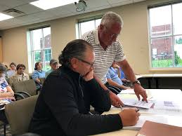 Circle k furniture provides rustic furniture, rustic home décor, country furniture, & traditional furniture to the jacksonville, fl area | (904) 365. Russell Residents Protest Circle K Project At Bza Hearing Geauga County Maple Leaf