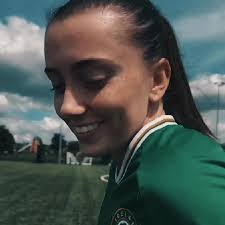 Abbie Larkin Is Crying