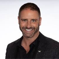 Andrew Tetzlaff's Instagram, Twitter & Facebook