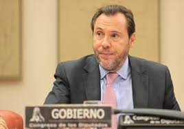 Óscar Puente no afloja con Talgo a pesar del veto a la opa y presentará dos  reclamaciones por las averías de los trenes Avril