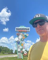 Denzil Dunn (@woodriverspecial) • Instagram photos and videos